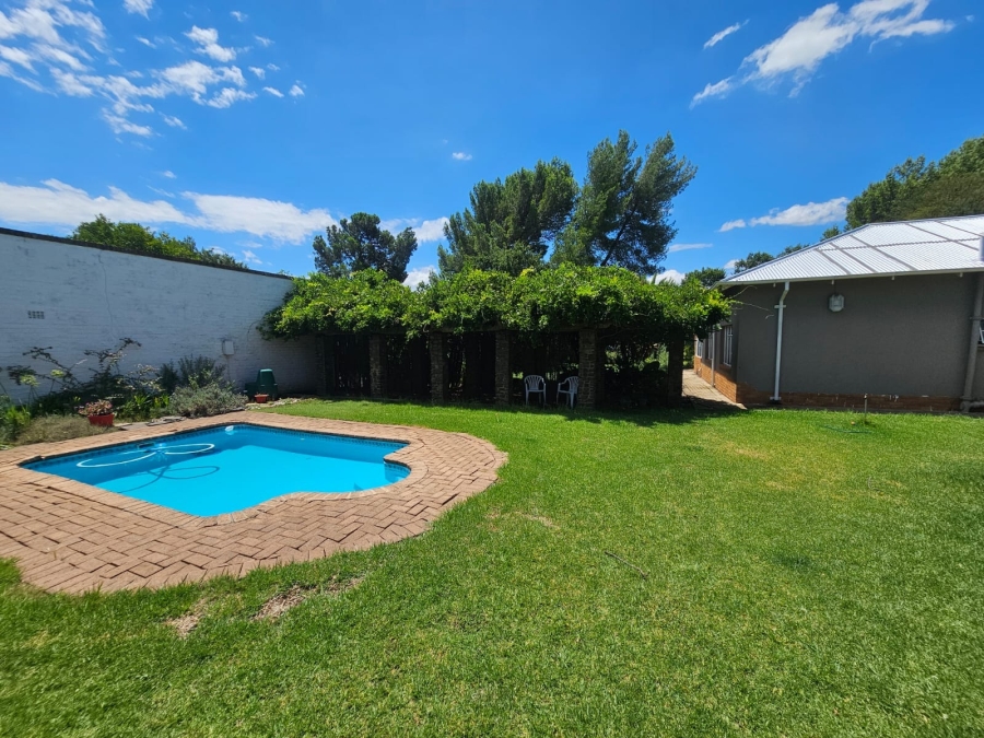 3 Bedroom Property for Sale in Park West Free State